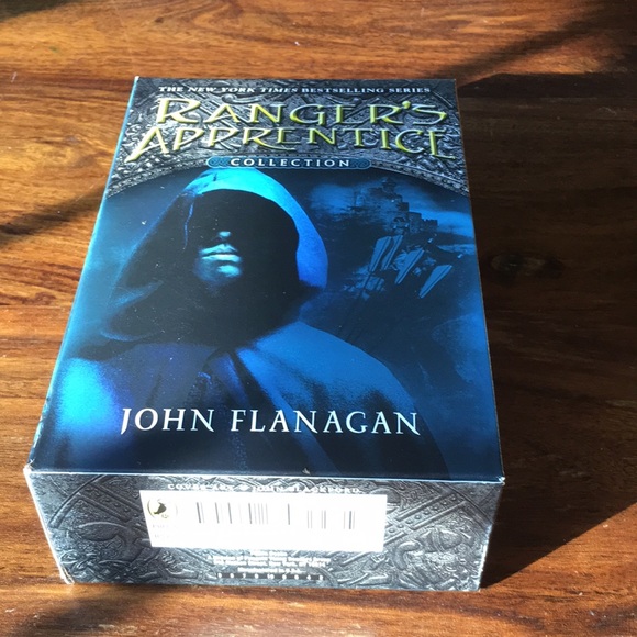 Ranger’s Apprentice by John Flanagan Set of 3 books New York Best Selling Series - Picture 8 of 16